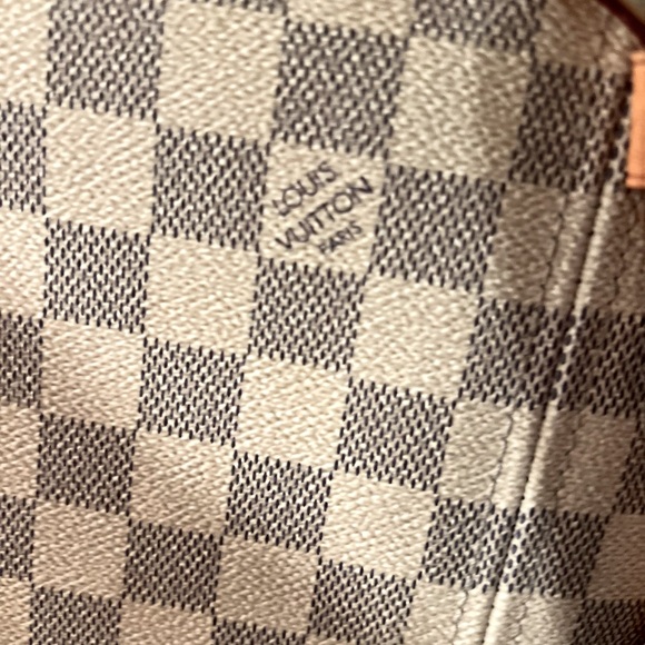 Louis Vuitton Handbags - Louis Vuitton Neverfull